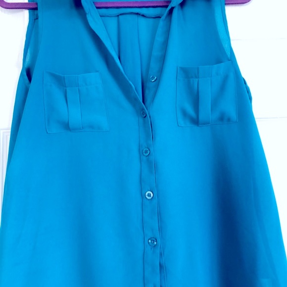 Sheer Tank Top - Picture 2 of 3